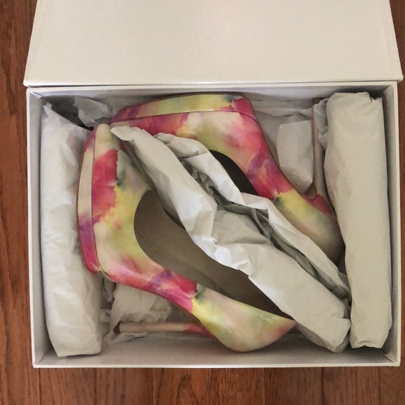 ° Alice and Olivia Shoes ° - Picture 4 of 7